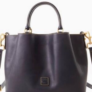 Dooney & Bourke Navy Florentine Brenna like new